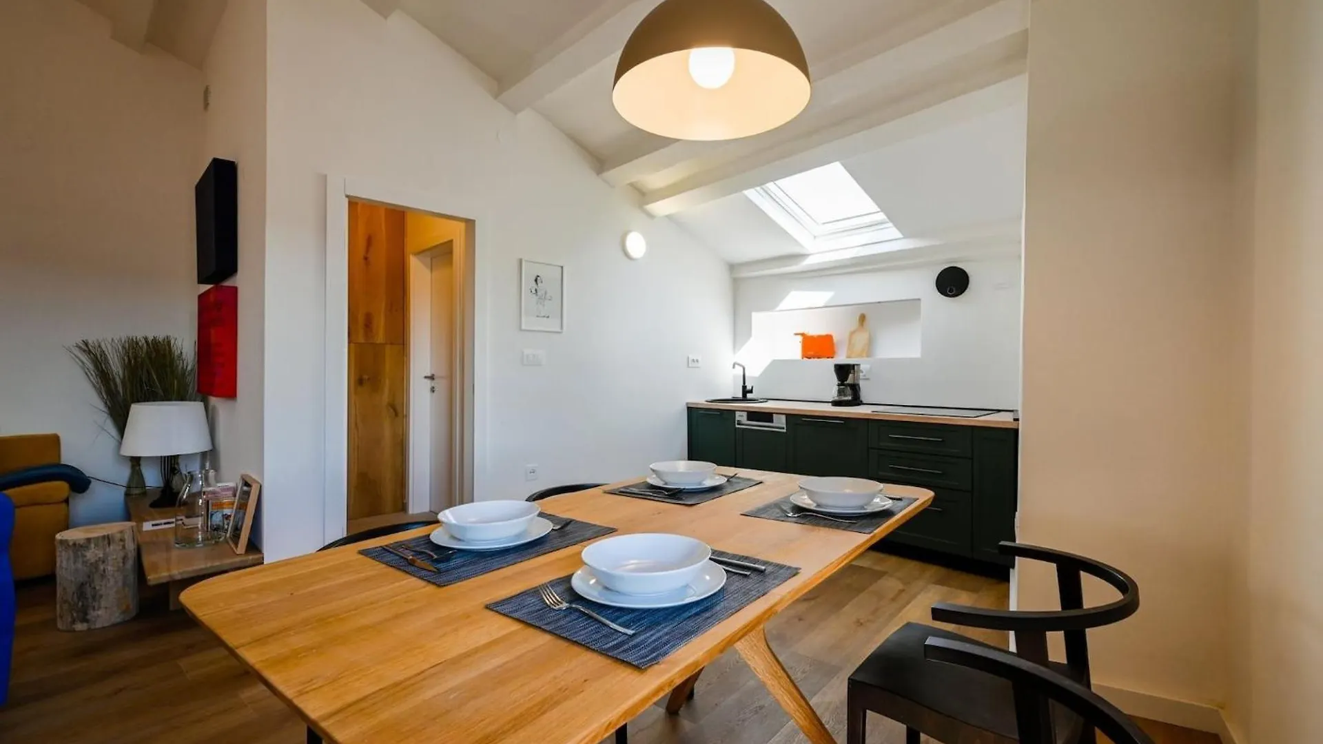 Radiant And Trendy Downtown Rovinj Apartment - One Bedroom Apartment