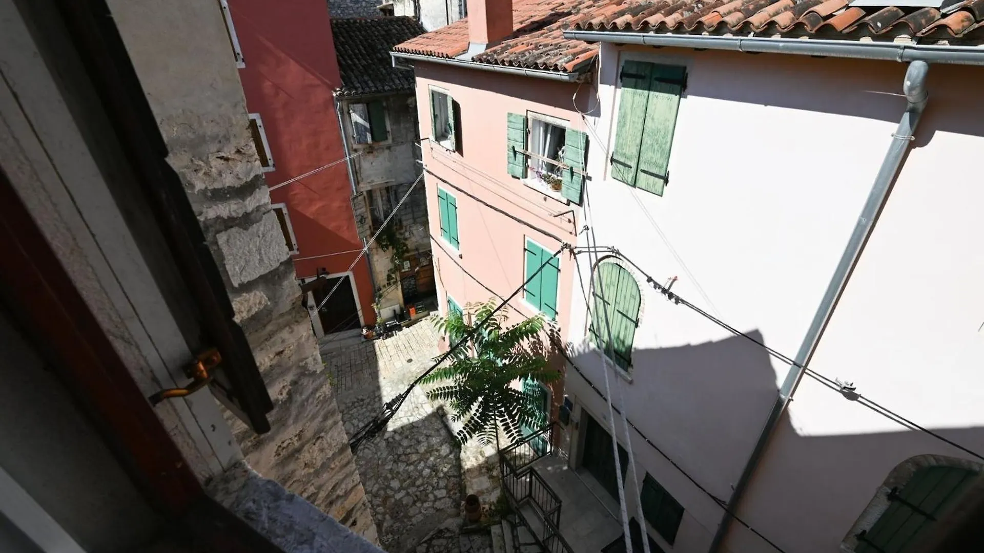 Radiant And Trendy Downtown Rovinj Apartment - One Bedroom Apartment
