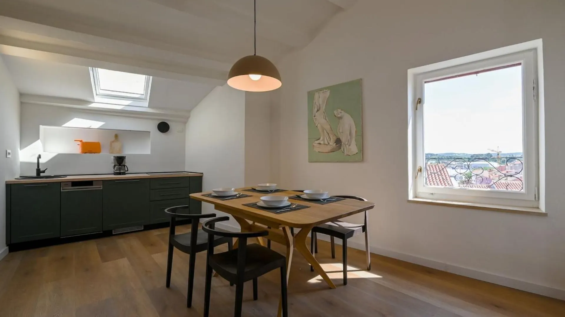 Radiant And Trendy Downtown Rovinj Apartment - One Bedroom Apartment 0*,
